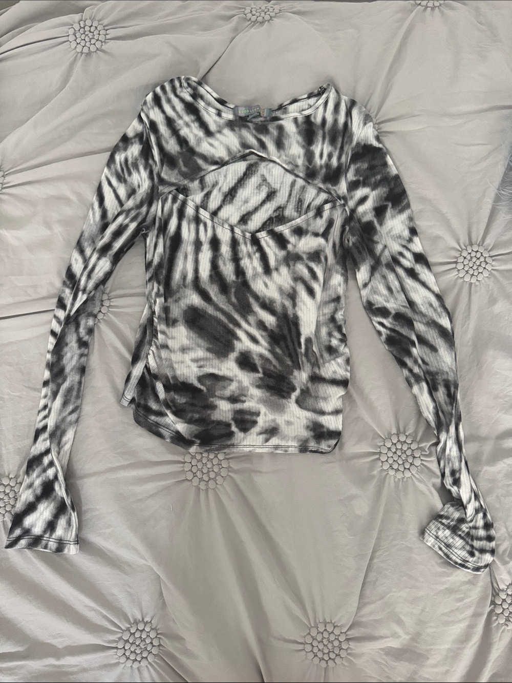 Good Luck Gem Black & White Tie-Dye Ribbed Long Sleeve Top